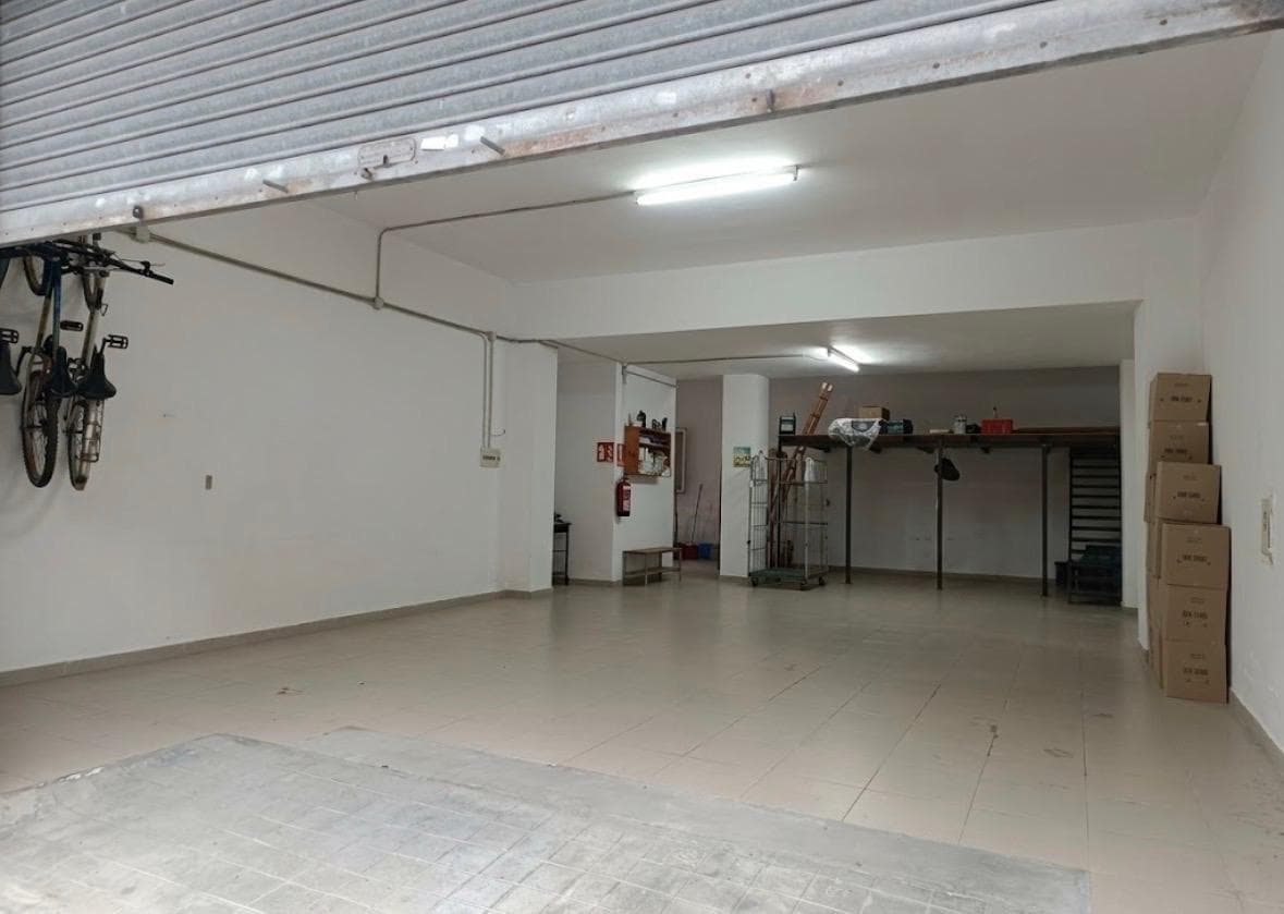 LOCAL COMERCIAL  EN EL CENTRO DE POLINYA